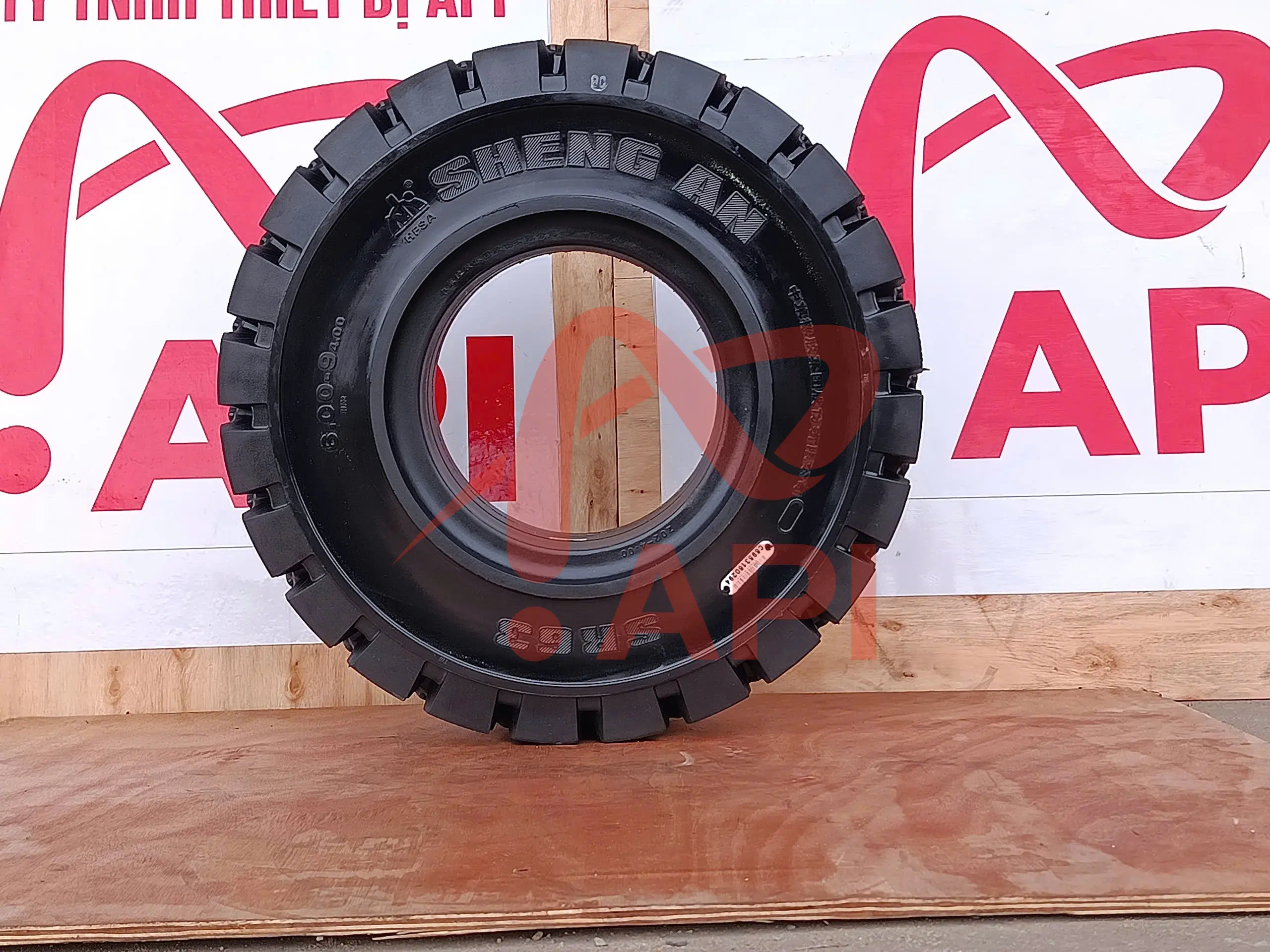 lop-dac-xe-nang-600-9-shengan-1