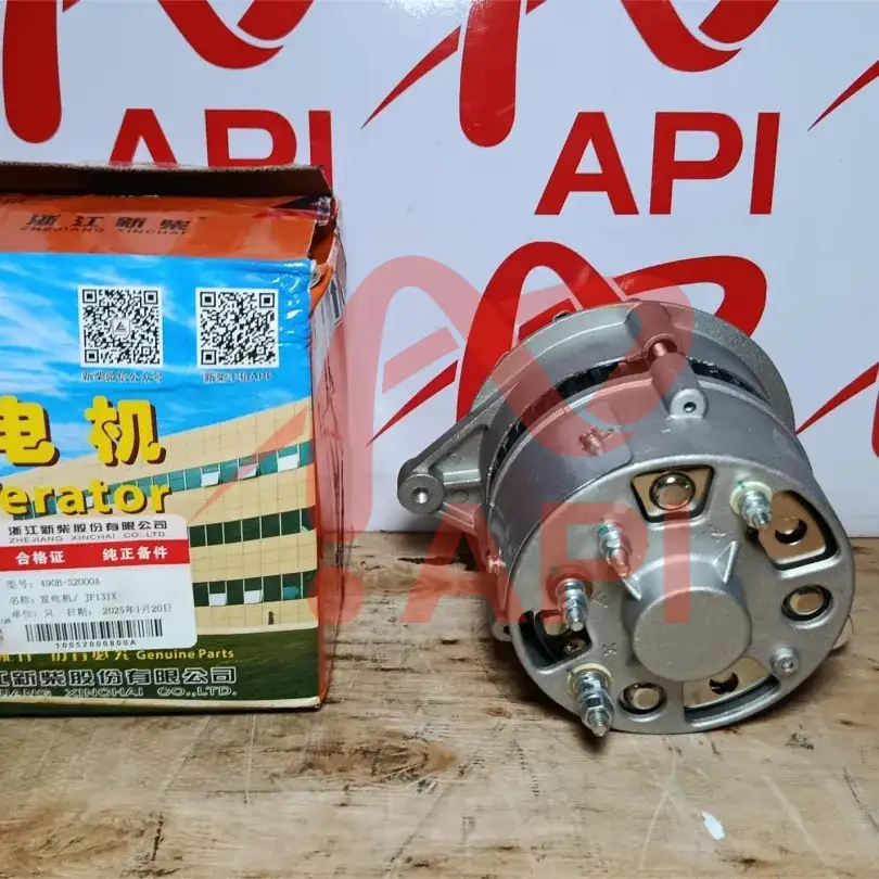 may-phat-dien-xe-nang-xinchai-490-2