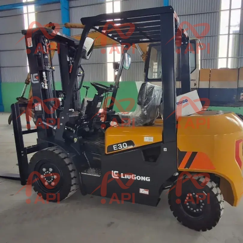 xe-nang-dau-liugong-3-tan-CPCD30E-1-1