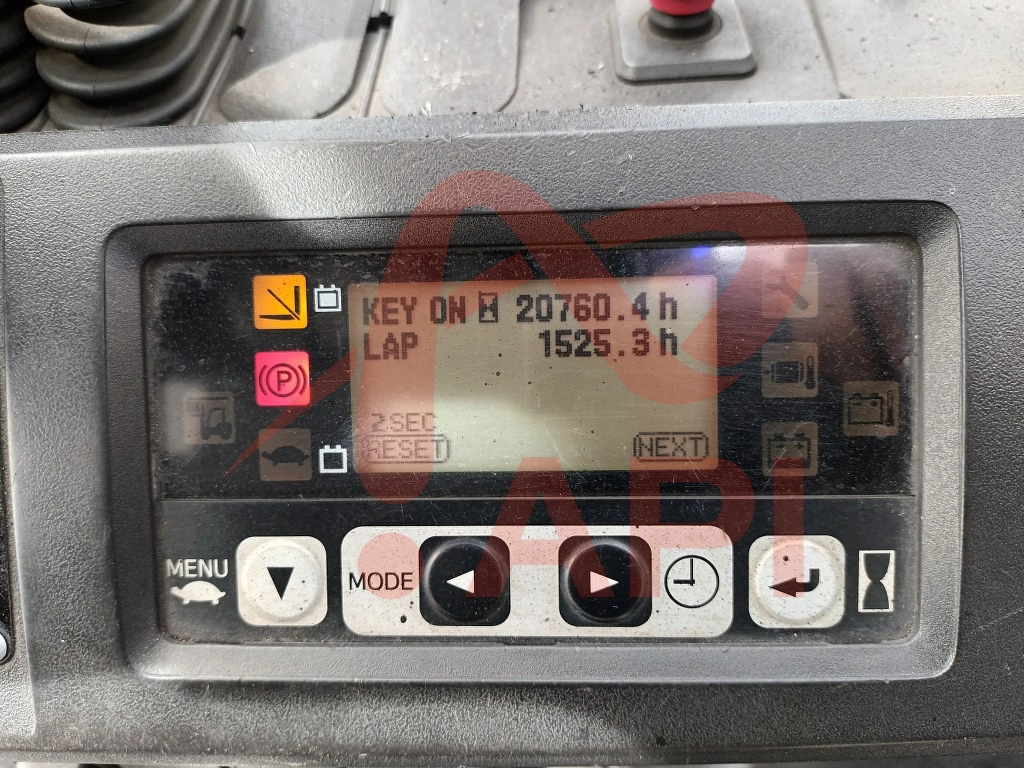 xe-nang-dien-cu-toyota-2-5-tan-8fb25-9