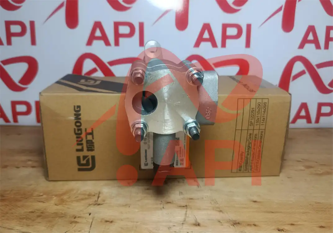 bom-nhot-dong-co-xinchai-490-liugong-3