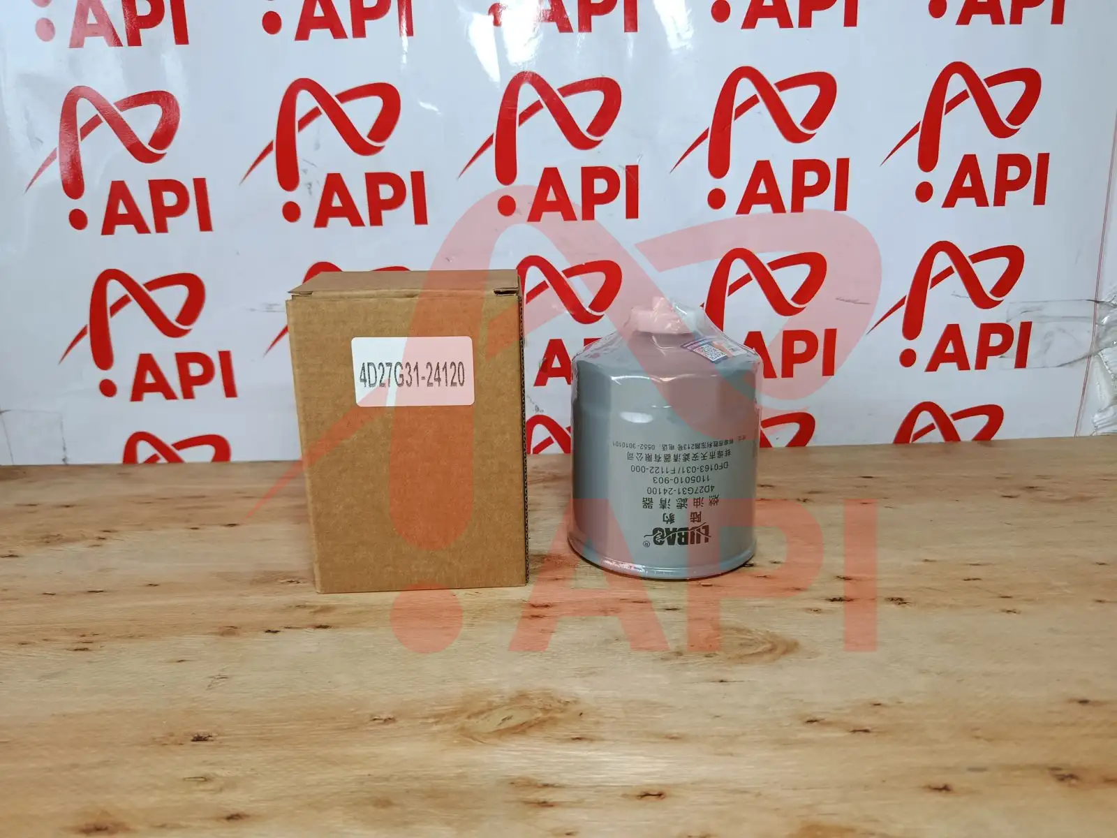 Lọc dầu động cơ 4d27 chụp trực diện