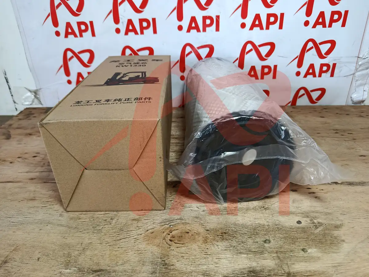 Chi tiết mặt đáy Lọc gió Lonking KW1330