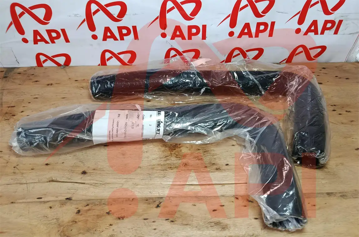 2 ống nước làm mát xe nâng