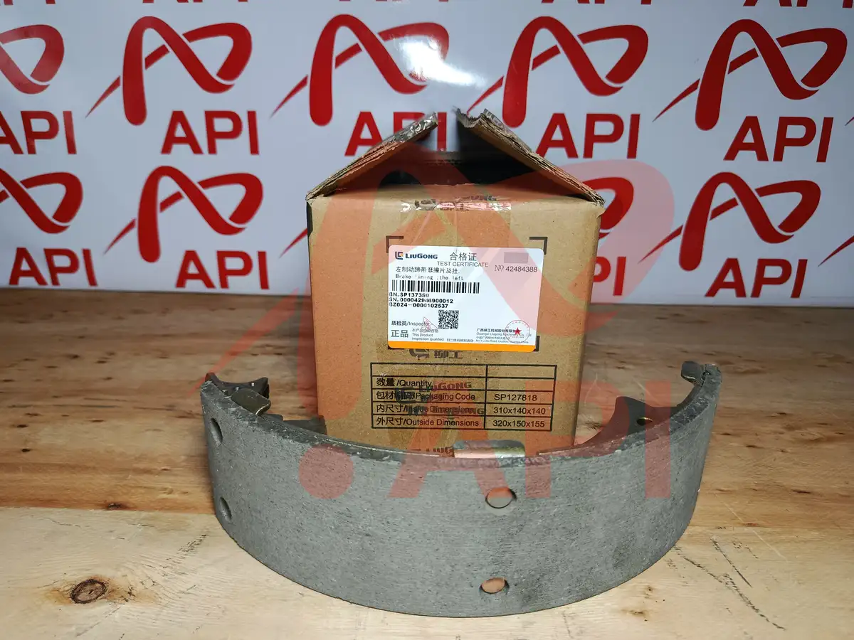 Mặt Má phanh bên trái xe nâng 3 tấn LiuGong kèm tem