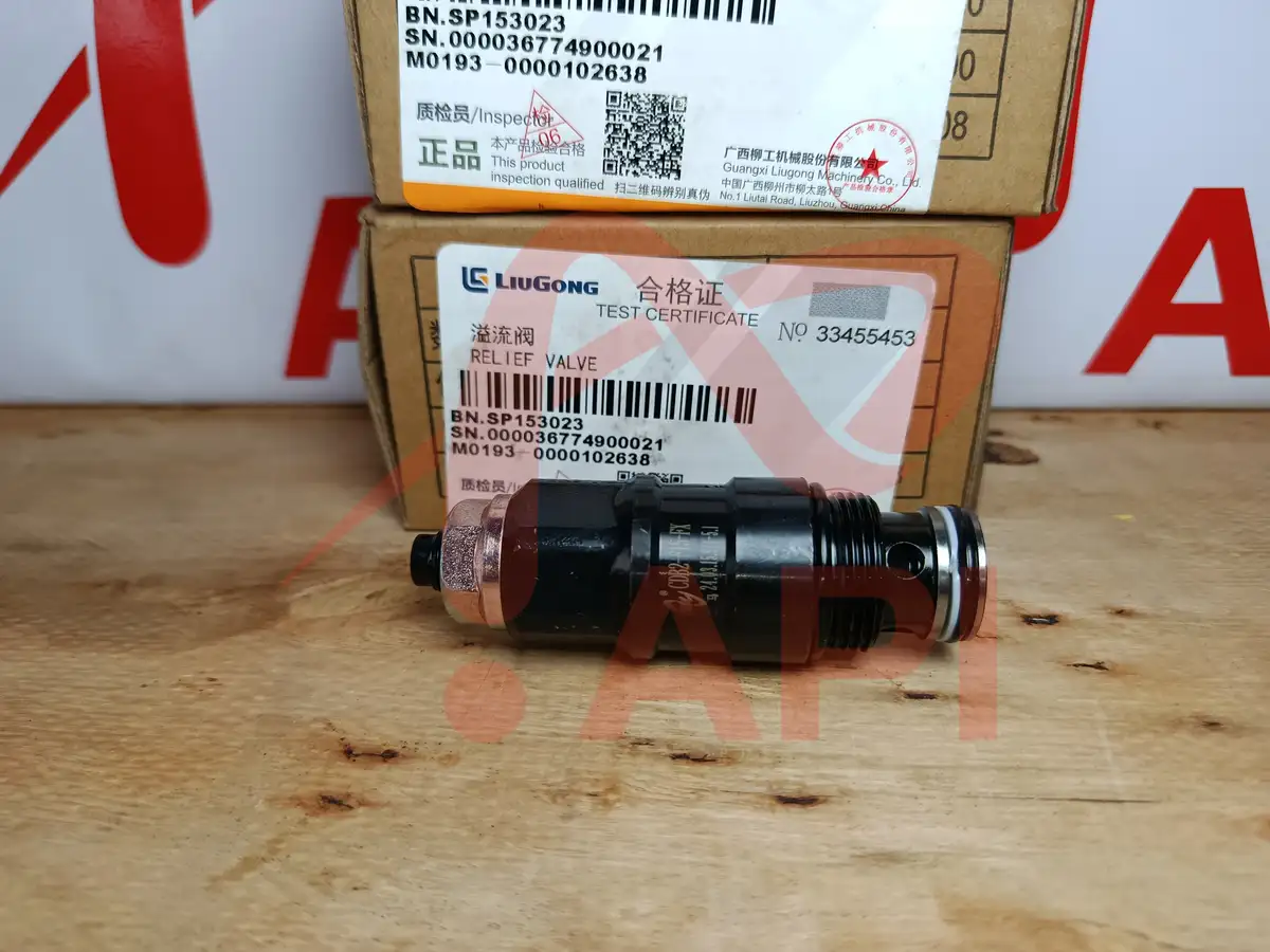 Van chỉnh áp xe nâng LiuGong chụp gần