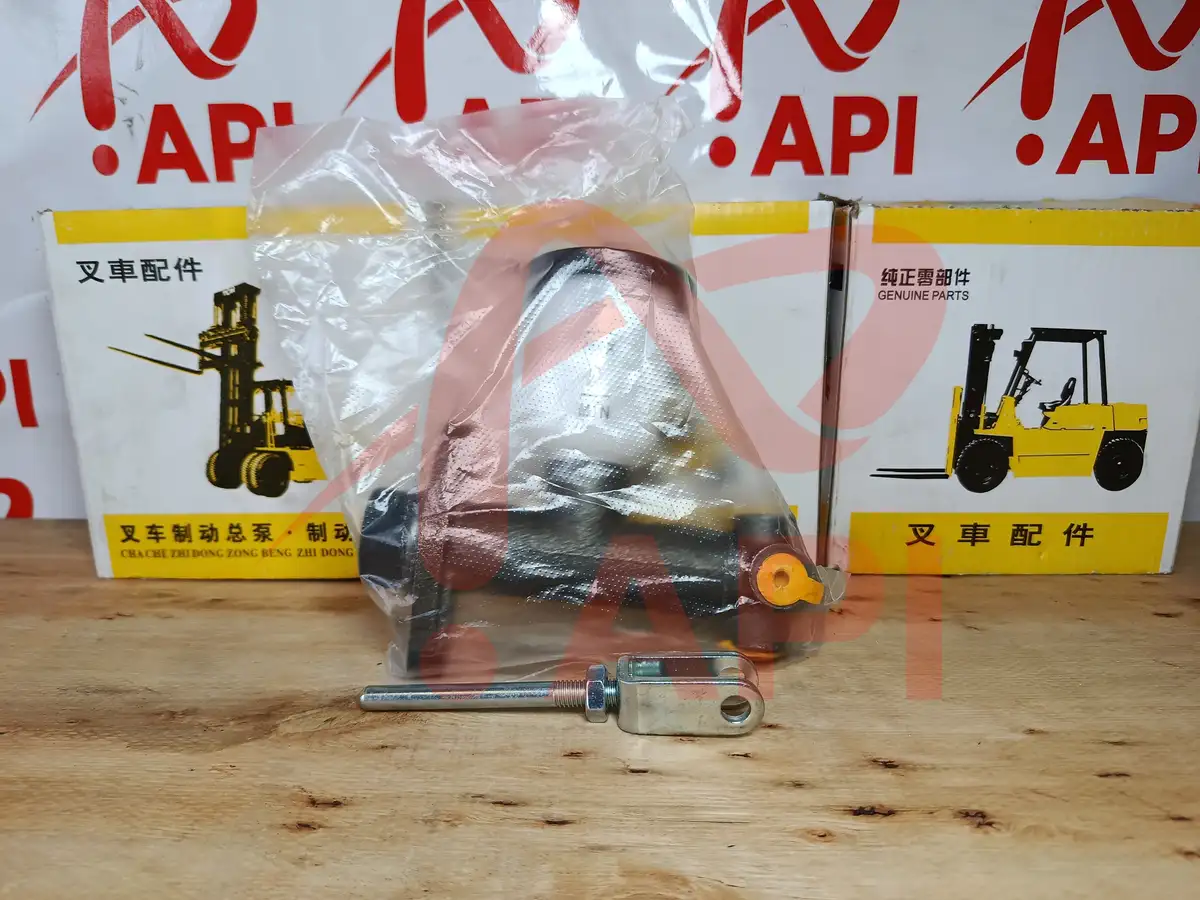 Tổng phanh heo thắng cái có bình dầu kèm chốt s2