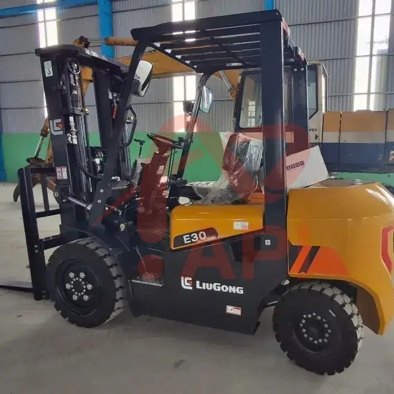 xe-nang-dau-3-tan-liugong-CPCD30E-1