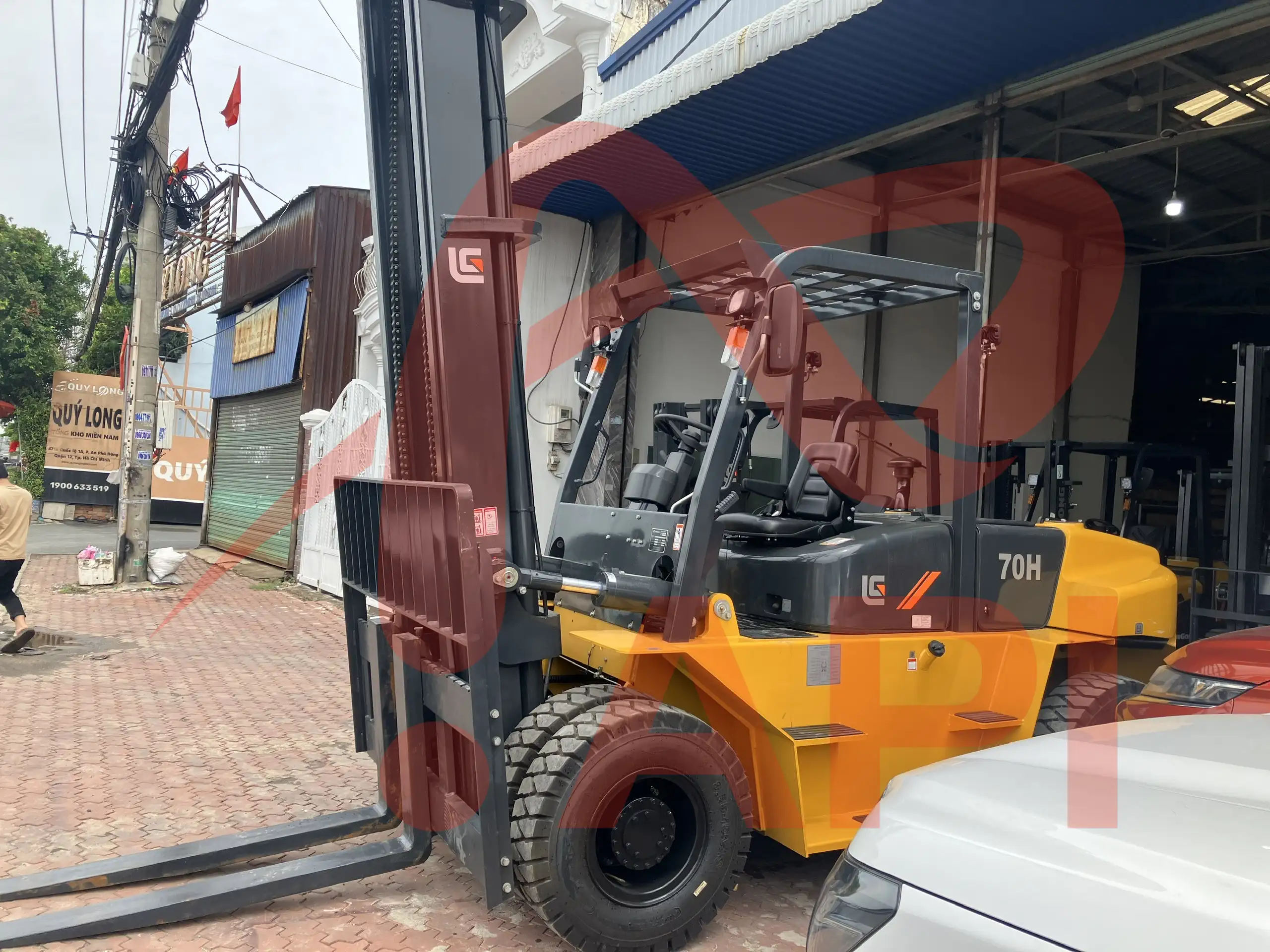 xe-nang-dau-7-tan-liugong-CLG2070H-2