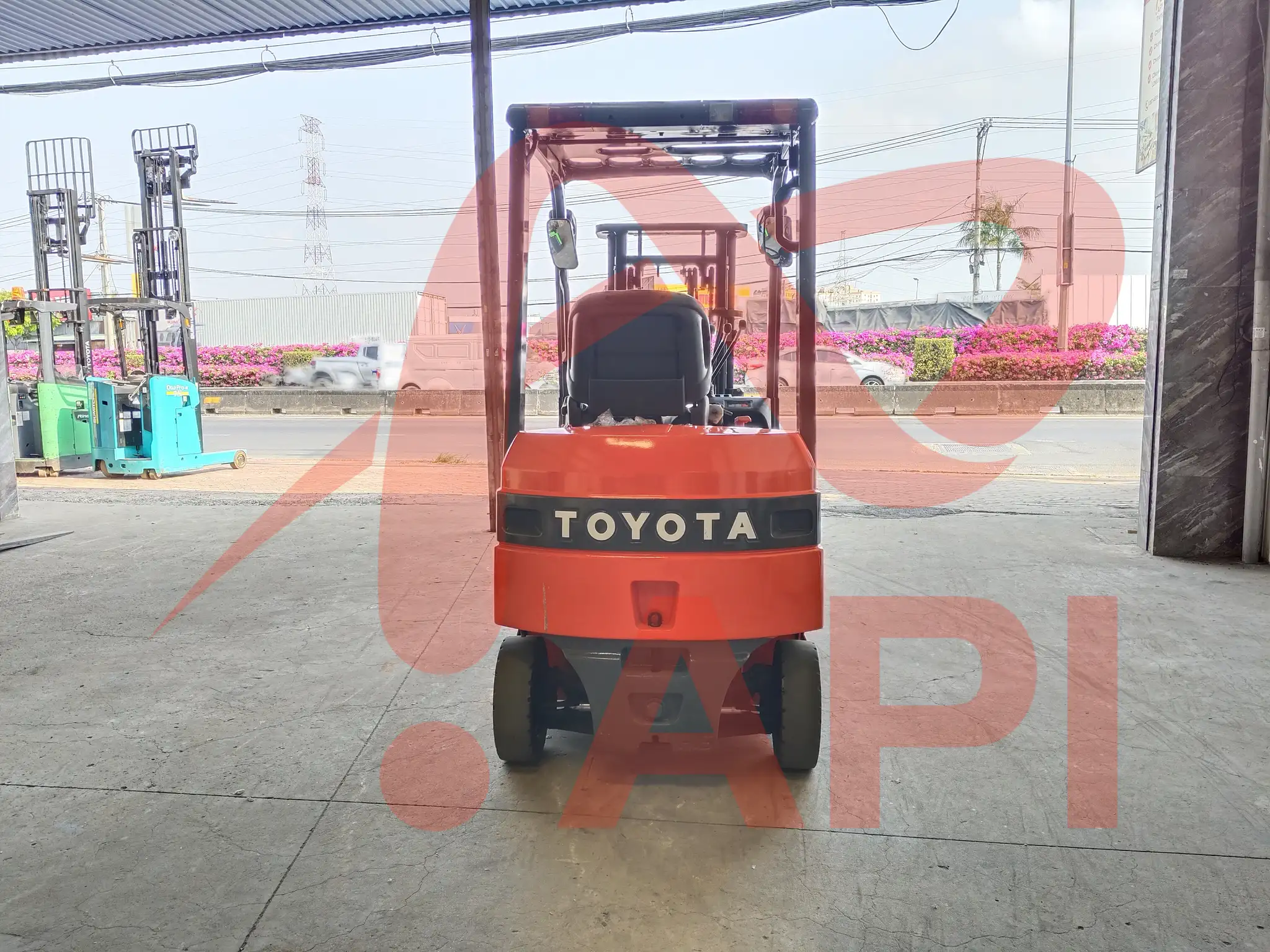 xe-nang-dien-cu-1-5-tan-toyota-7FBH15-4
