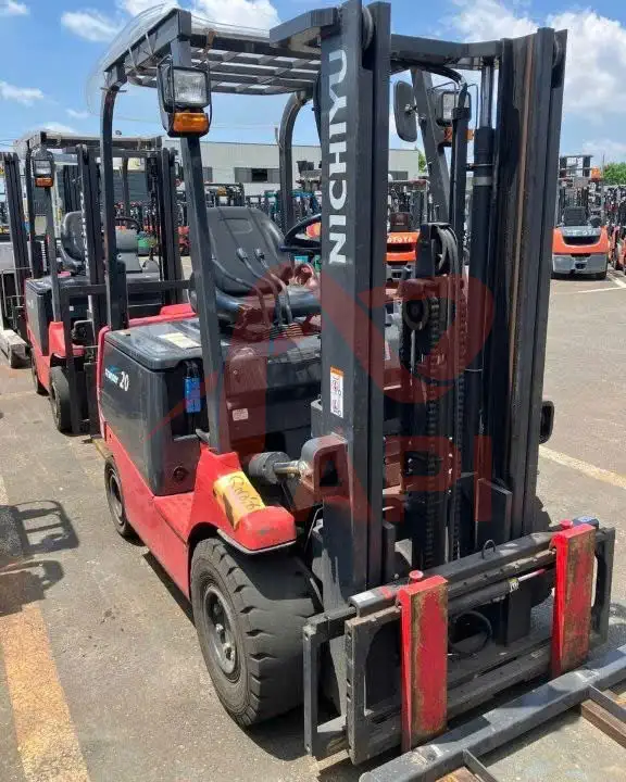 Mặt trước Xe nâng điện cũ 2 tấn Nichiyu FB20RN