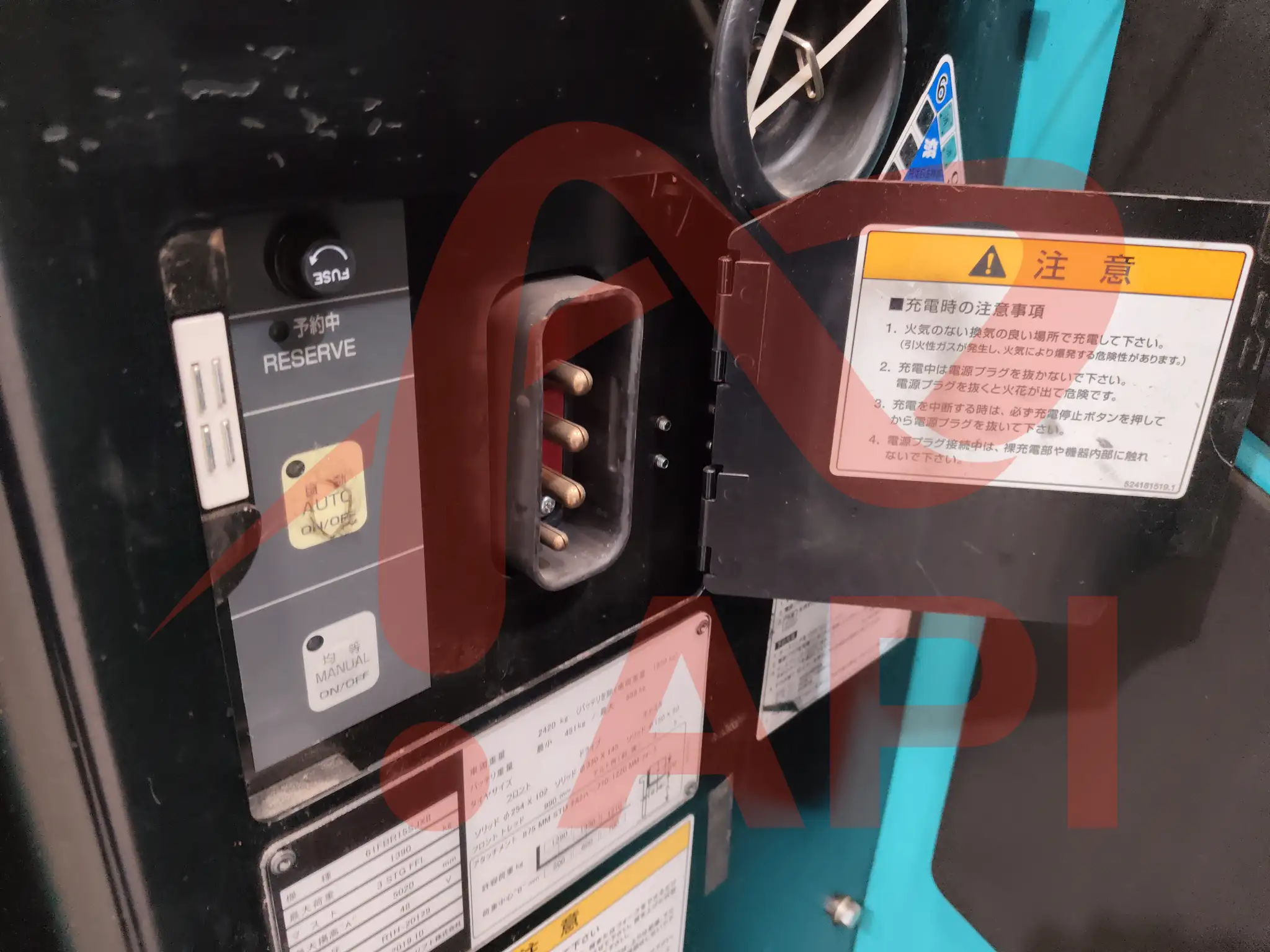 xe-nang-dien-dung-lai-cu-1-5-tan-sumitomo-61fbr15sjxii-12