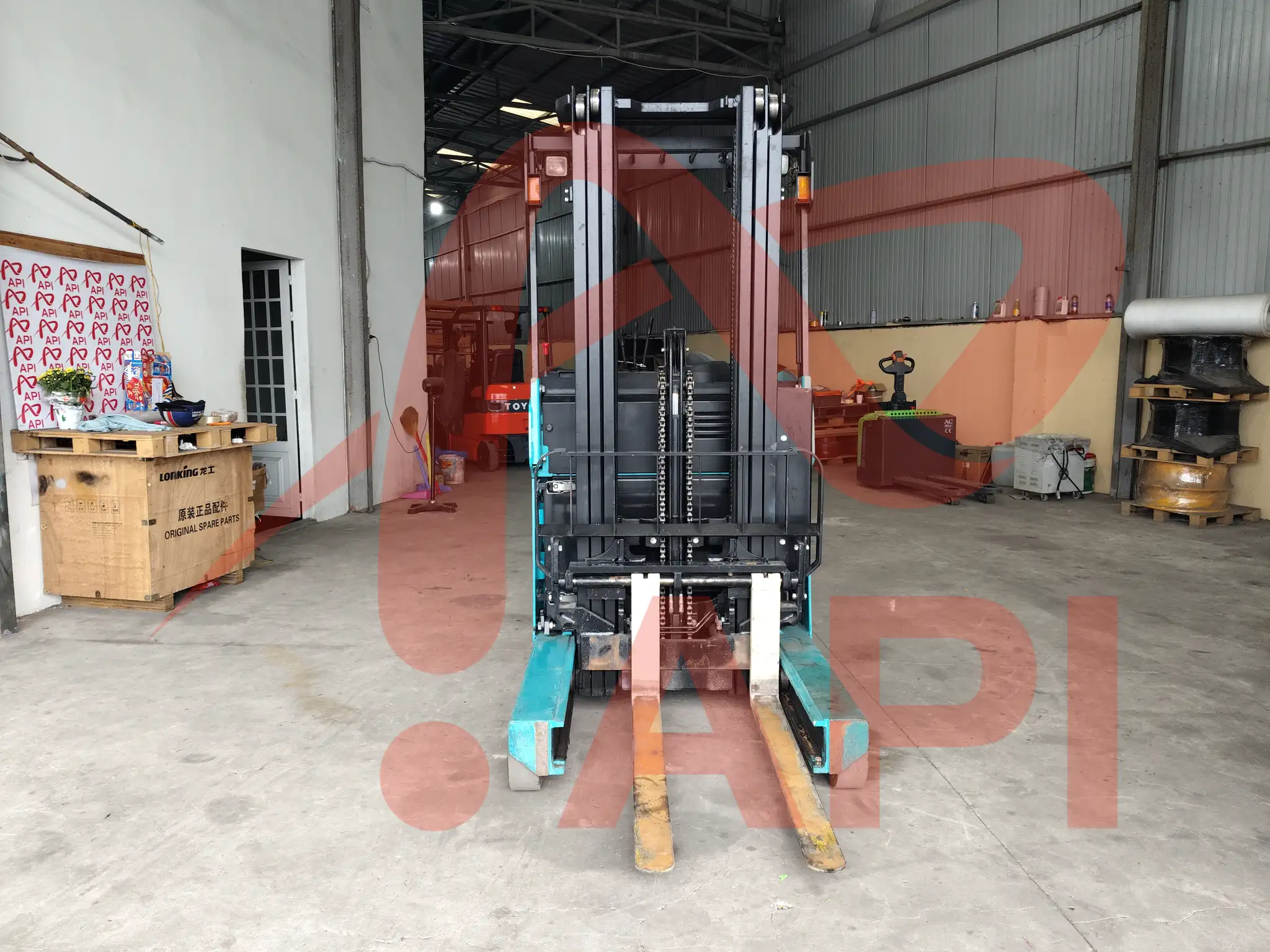 xe-nang-dien-dung-lai-cu-1-5-tan-sumitomo-61fbr15sjxii-3