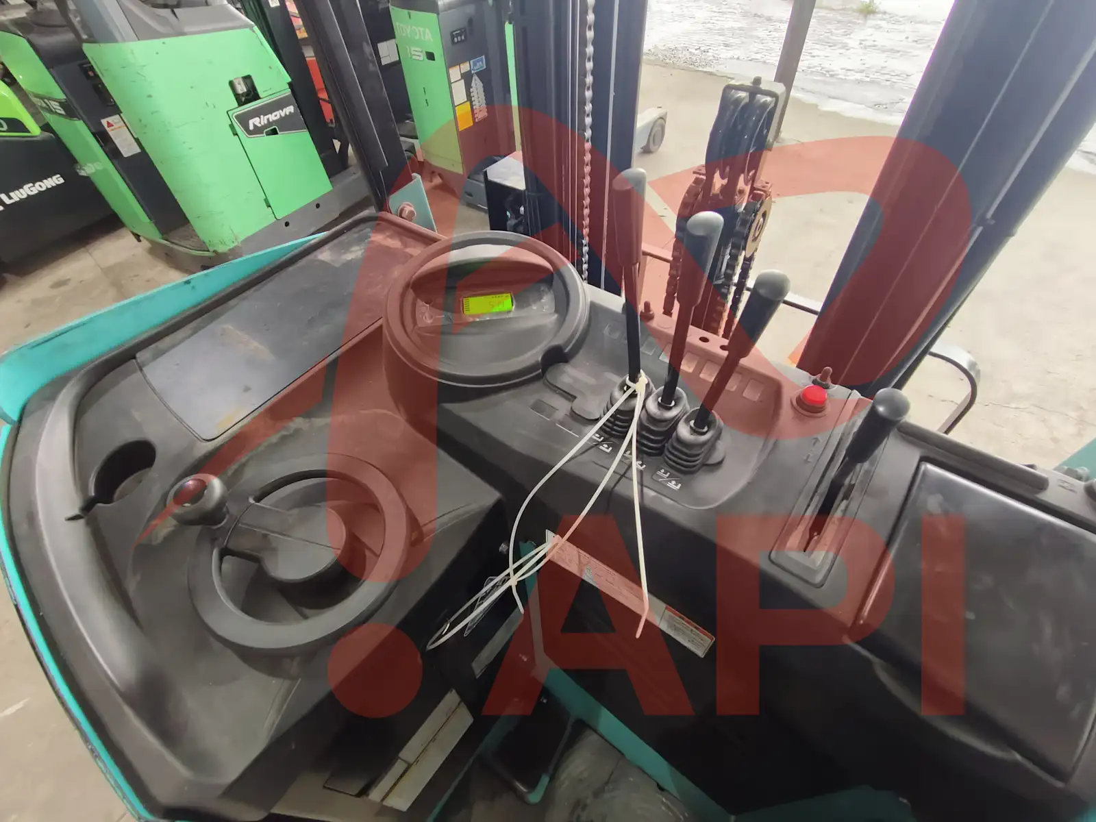 xe-nang-dien-dung-lai-cu-1-5-tan-sumitomo-61fbr15sjxii-6