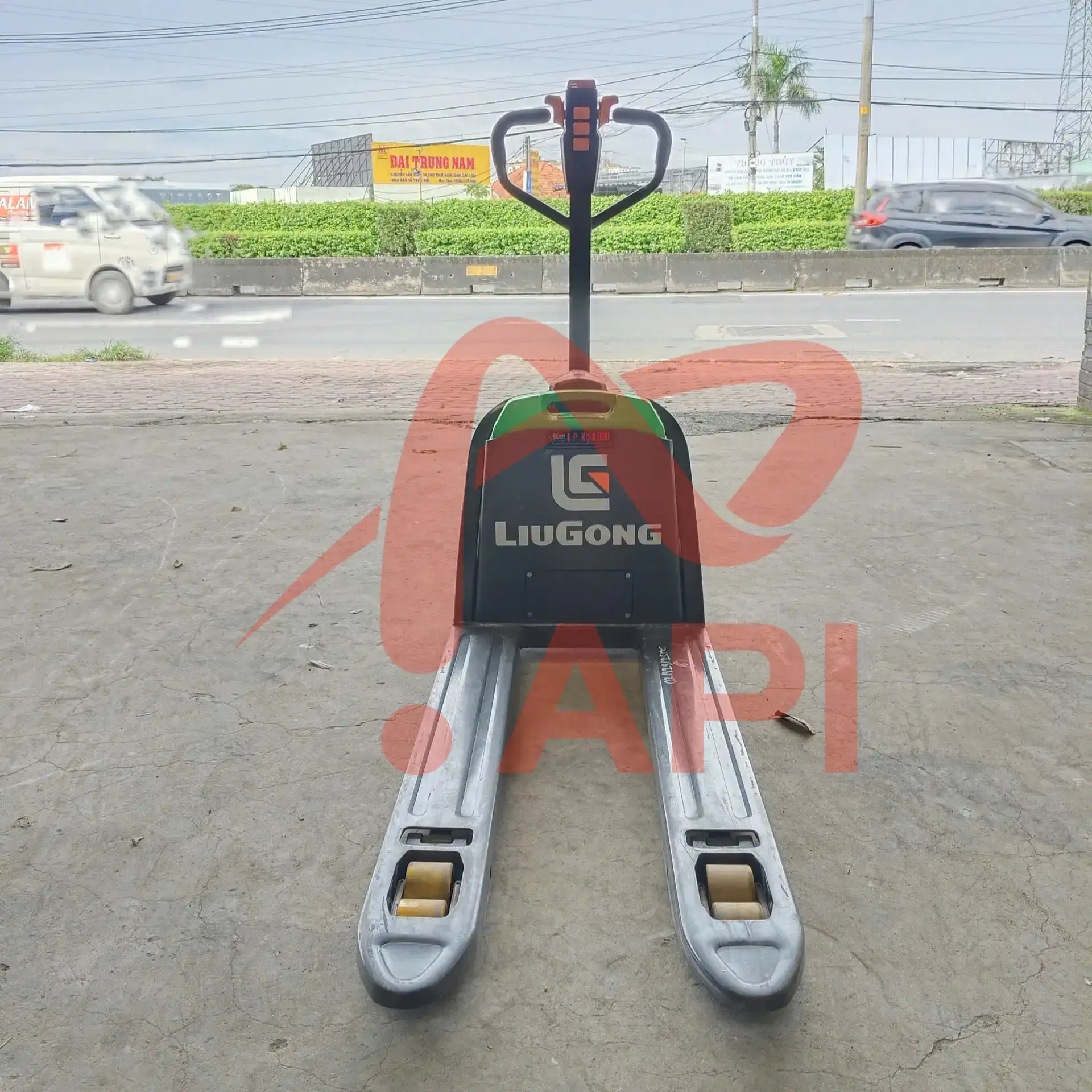 xe-nang-dien-keo-tay-2-tan-liugong-cbd20-6