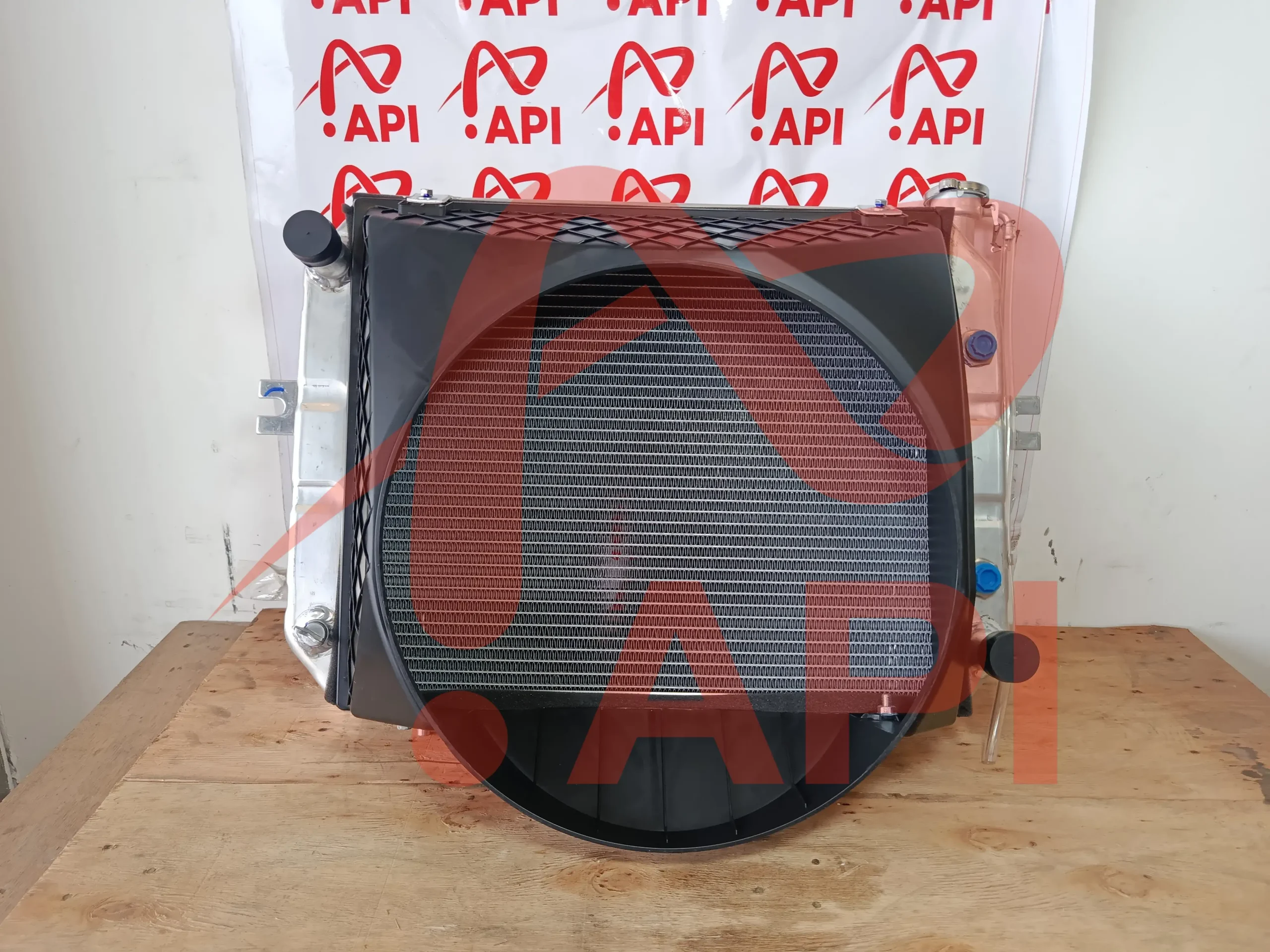 Két nước xe nâng – Vai trò và dấu hiệu hỏng