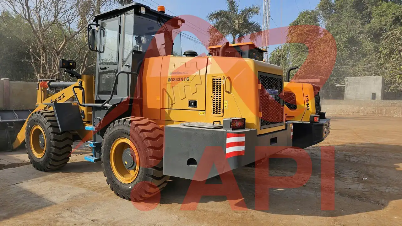 may-xuc-lat-gau-1-7m3-3-tan-lonking-lg833n-2