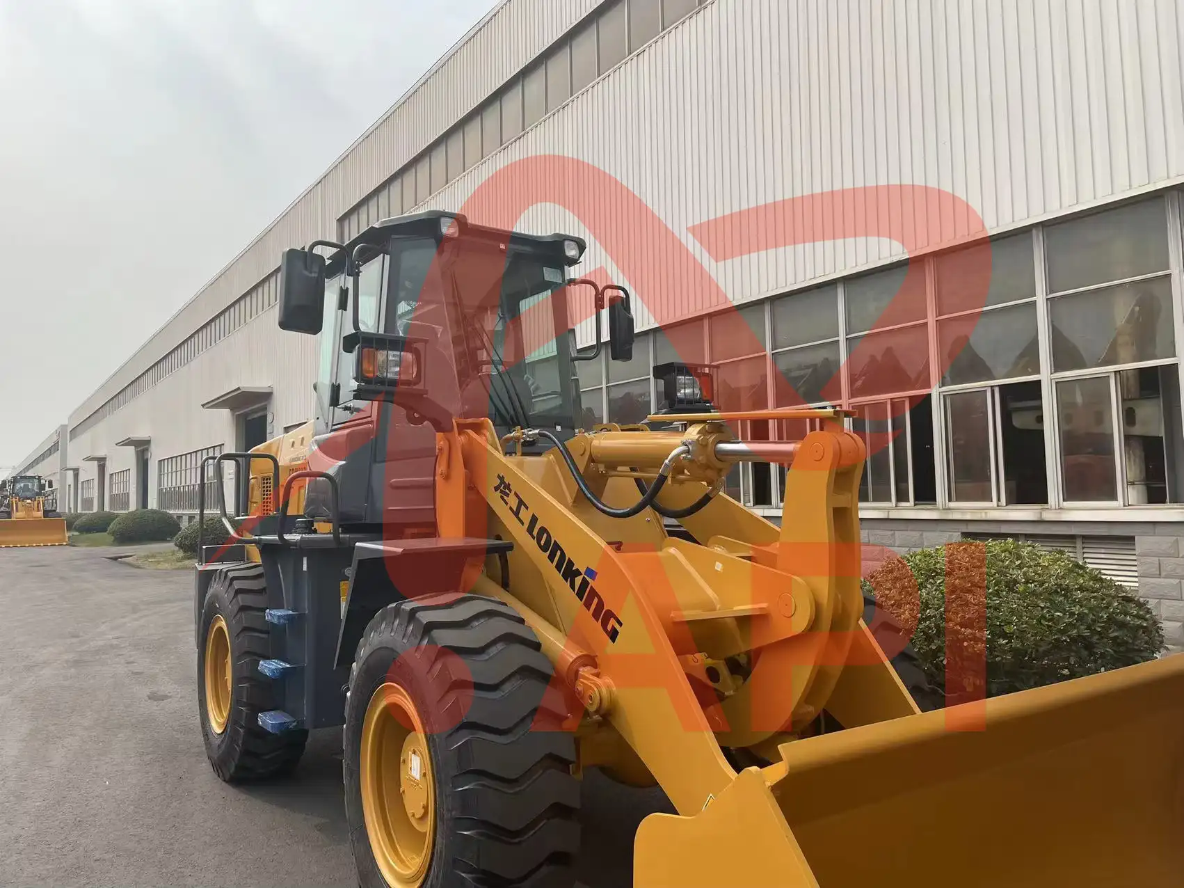 may-xuc-lat-gau-1-7m3-3-tan-lonking-lg833n-3