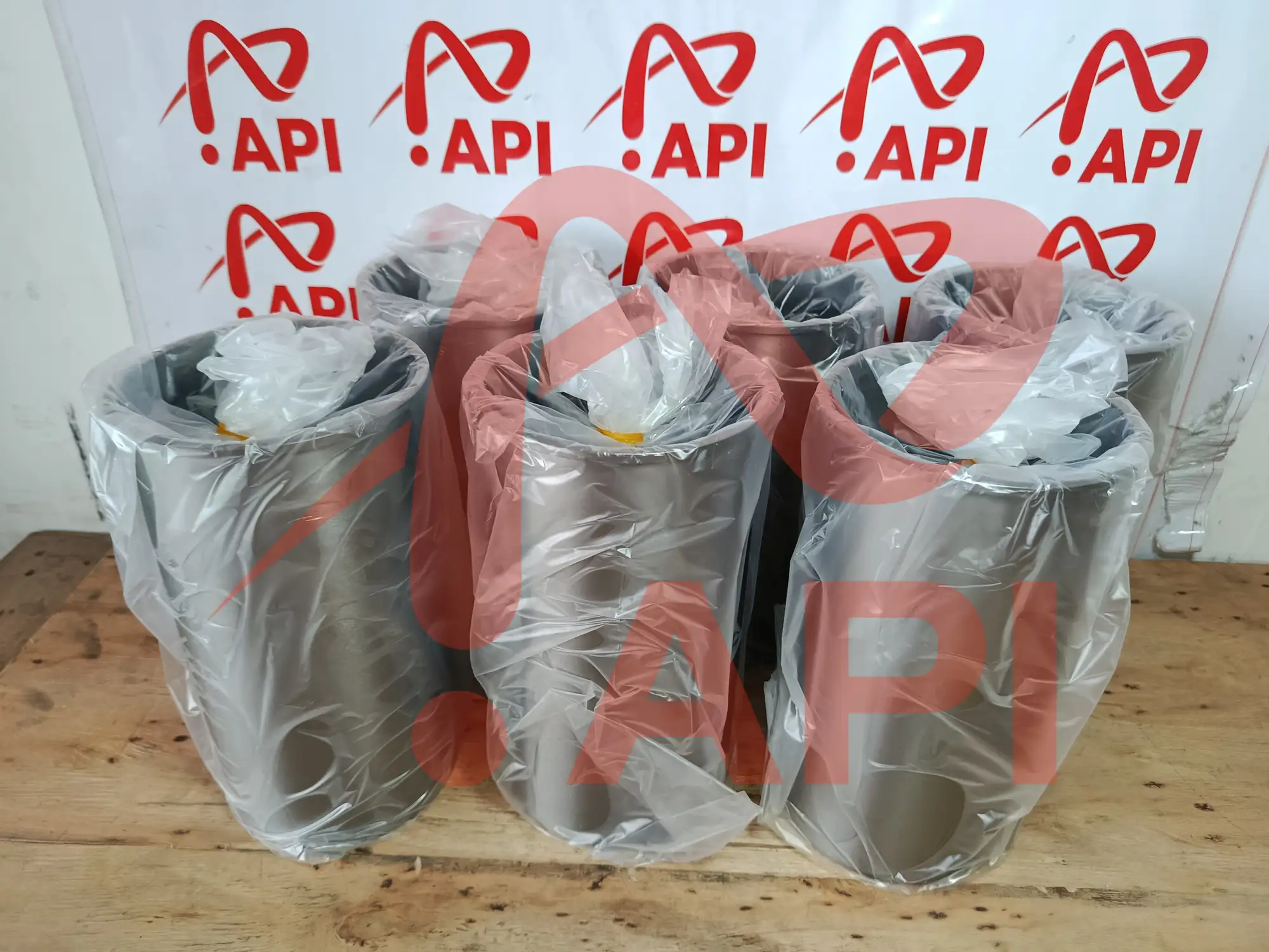Ống lót xi lanh Weichai WD10 xúc lật Lonking 60980002953 - mặt trên ống xi lanh