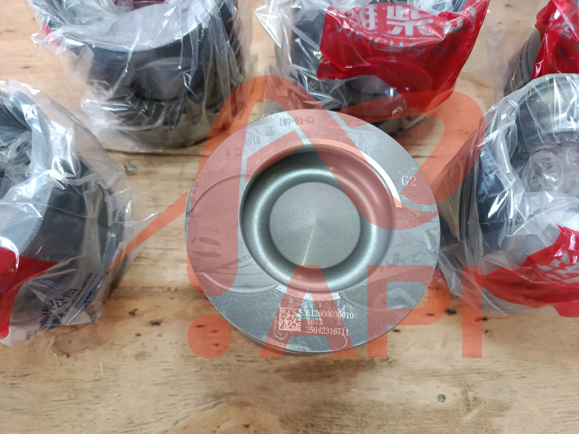 Piston động cơ Weichai WD10 xúc lật Lonking 60101800046 - mặt trên piston