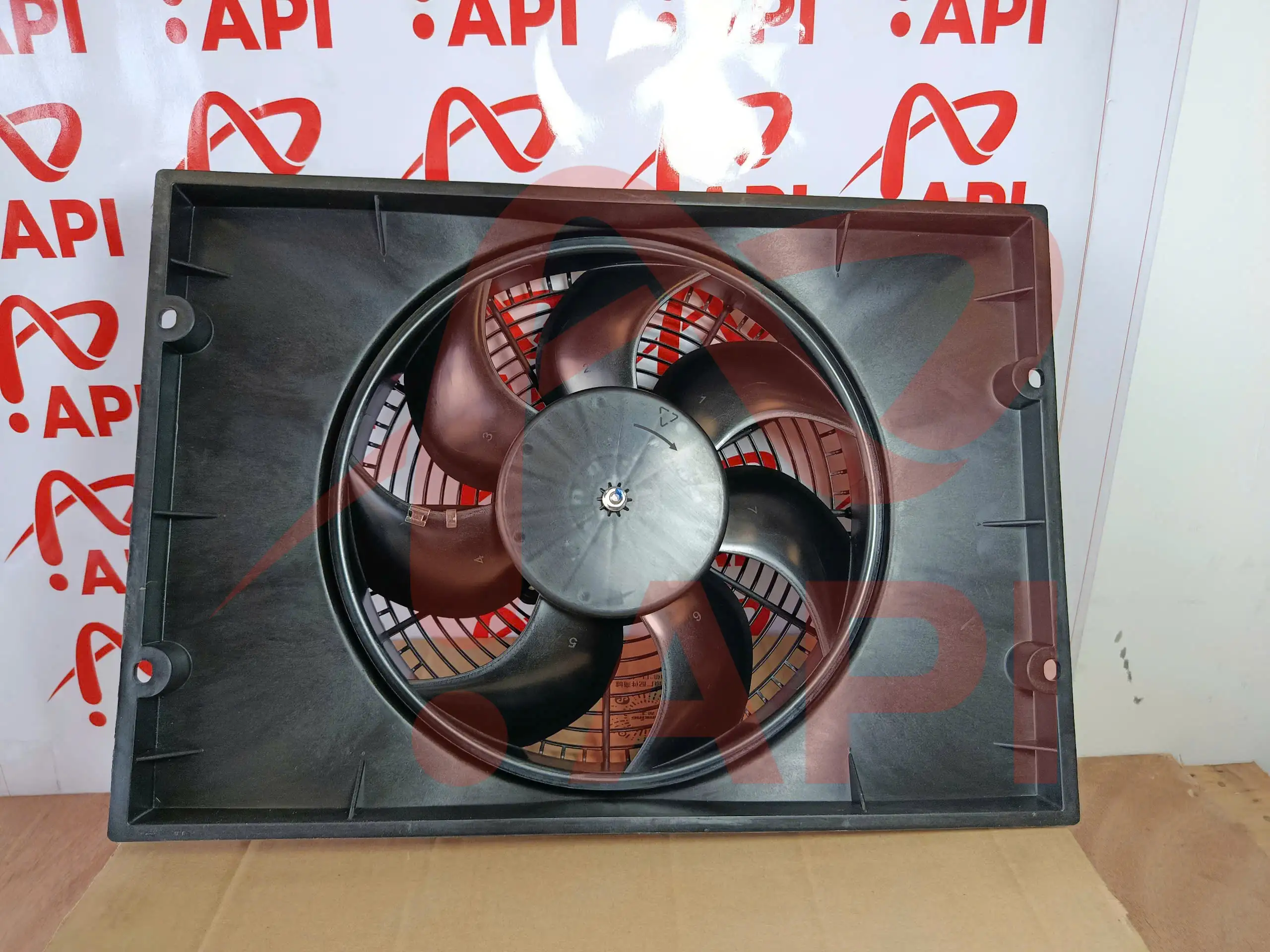 Quạt tản nhiệt xúc lật Lonking CDM833 60100002598 - mặt trước của quạt