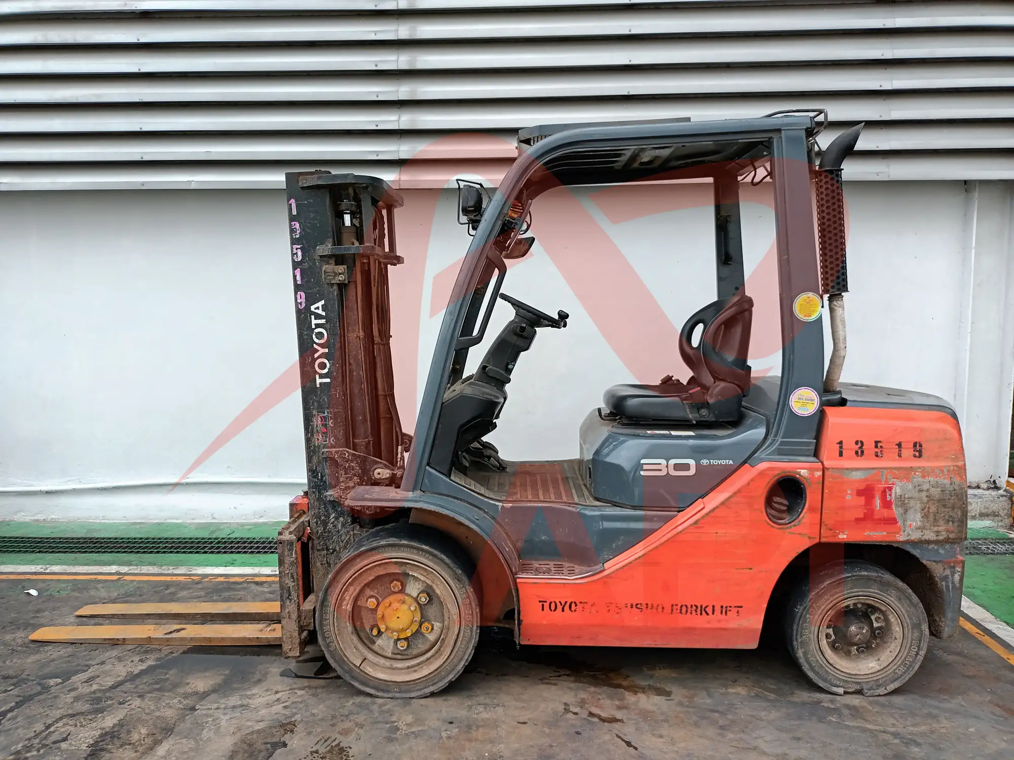 Xe nâng dầu cũ 3 tấn Toyota 8FD30