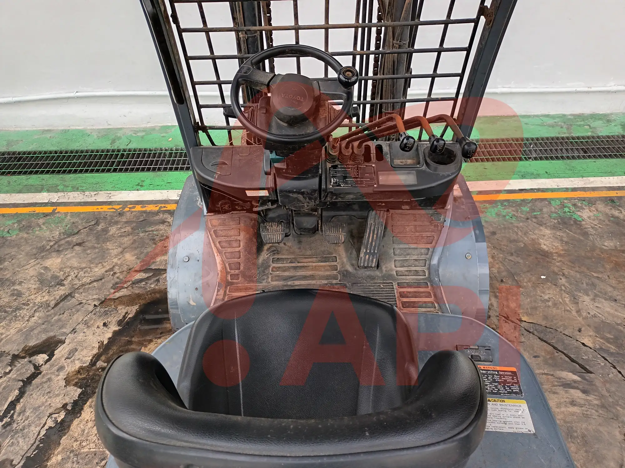 xe-nang-dau-cu-3-tan-toyota-8fd30-6