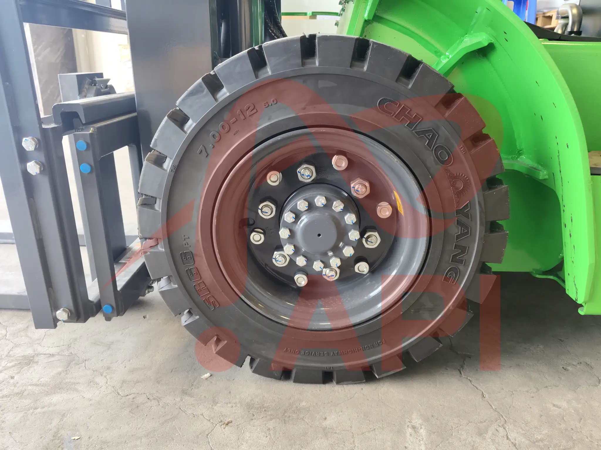 xe-nang-dien-2-5-tan-flong-cpd25-8