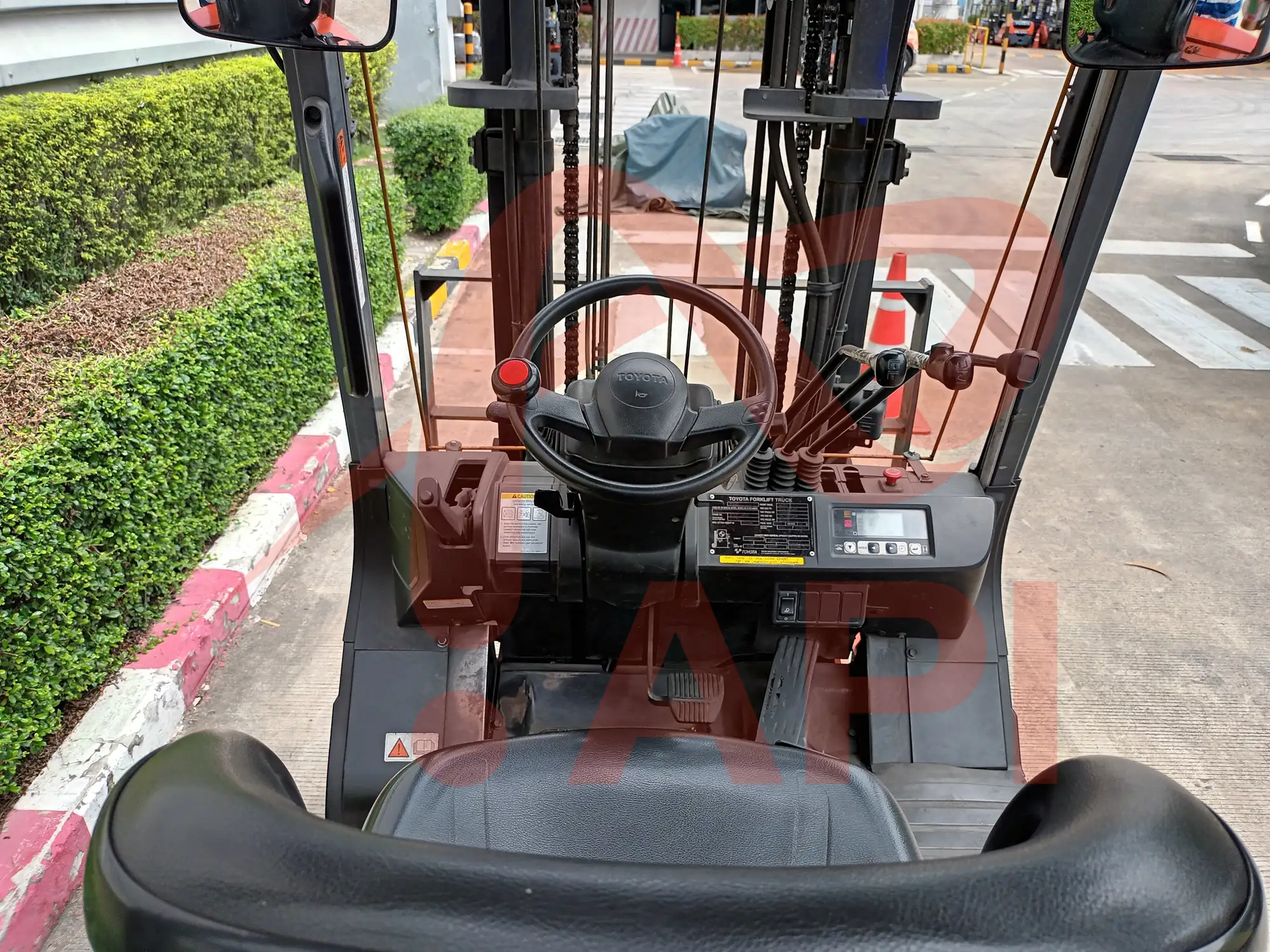 xe-nang-dien-cu-2-5-tan-toyota-8fb25-05-6