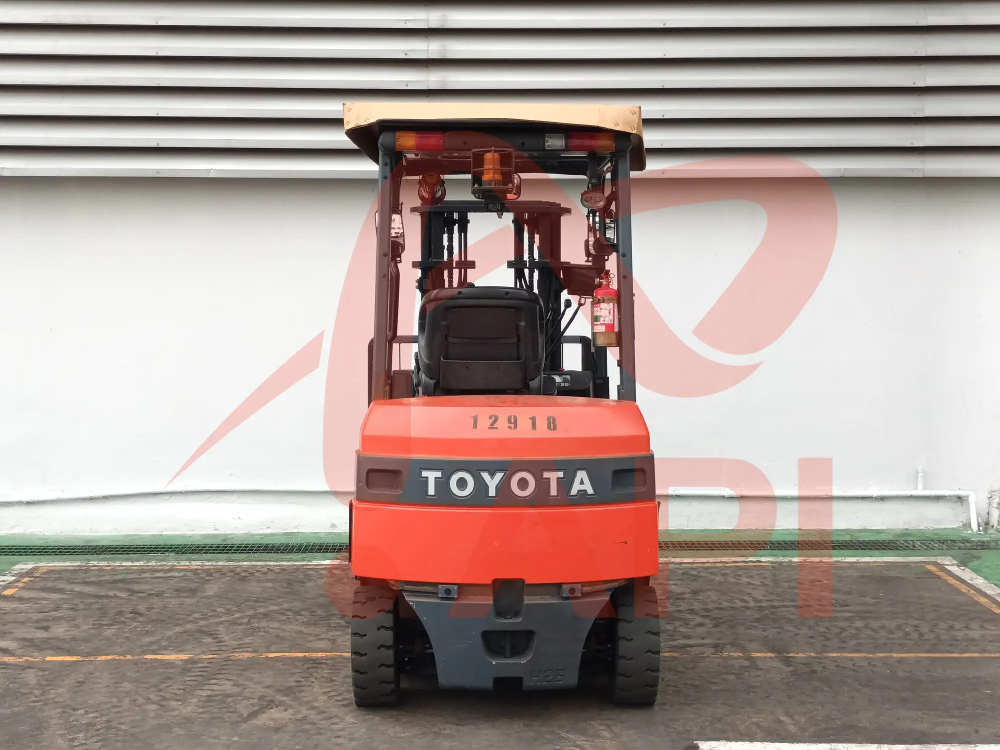 xe-nang-dien-cu-2-5-tan-toyota-8fb25-08-4