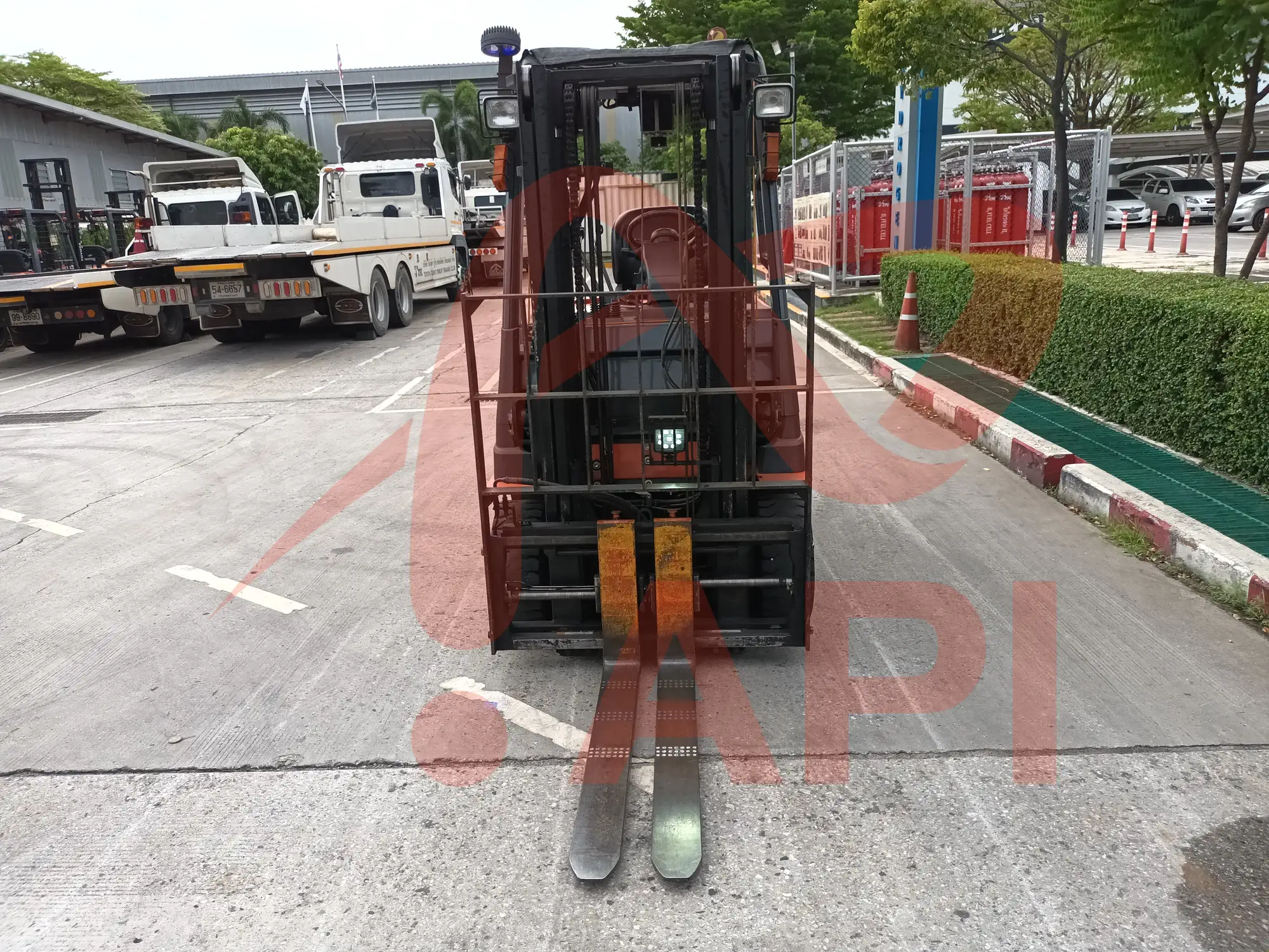 xe-nang-dien-cu-2-5-tan-toyota-8fb25-09-4