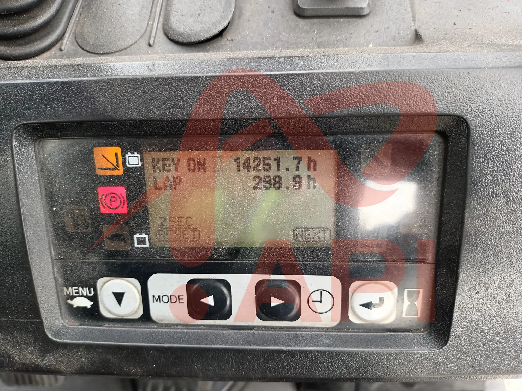 xe-nang-dien-cu-2-5-tan-toyota-8fb25-09-8