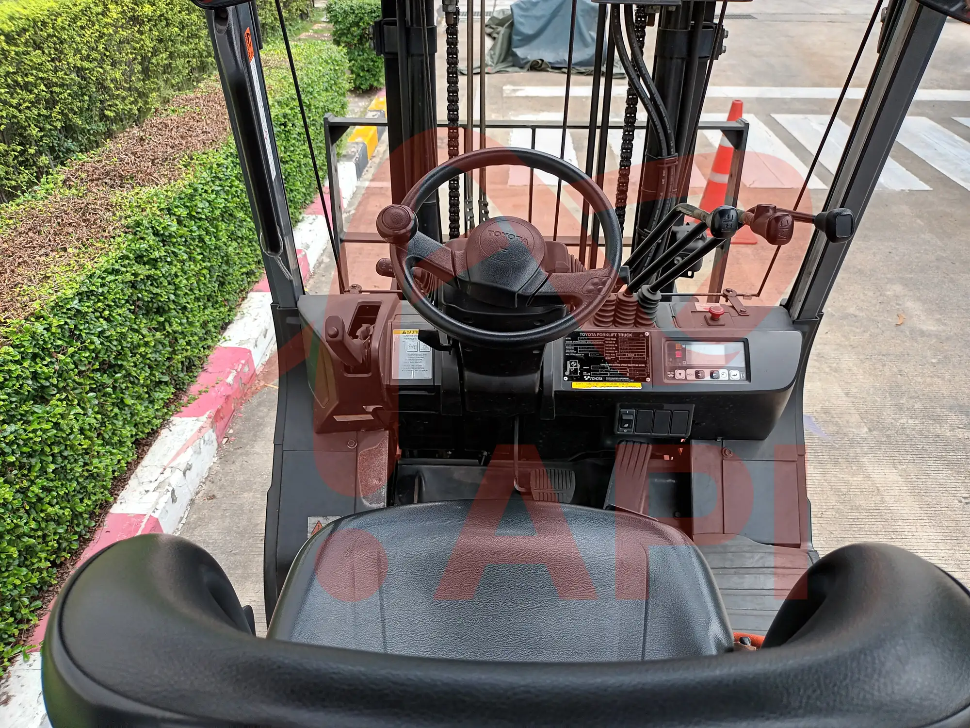 xe-nang-dien-cu-2-5-tan-toyota-8fb25-4-6