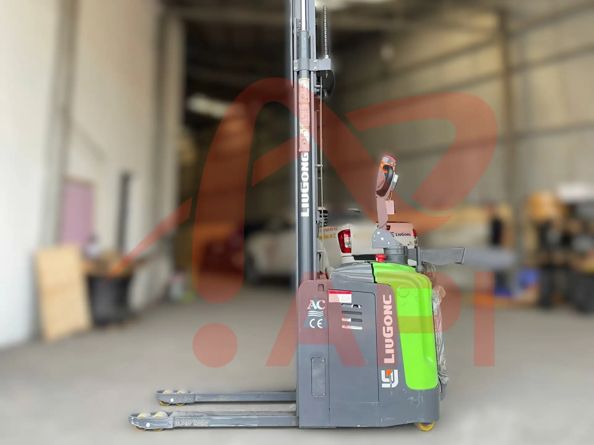 xe nâng điện đứng lái 2 tấn LiuGong CDD20-EMT-J