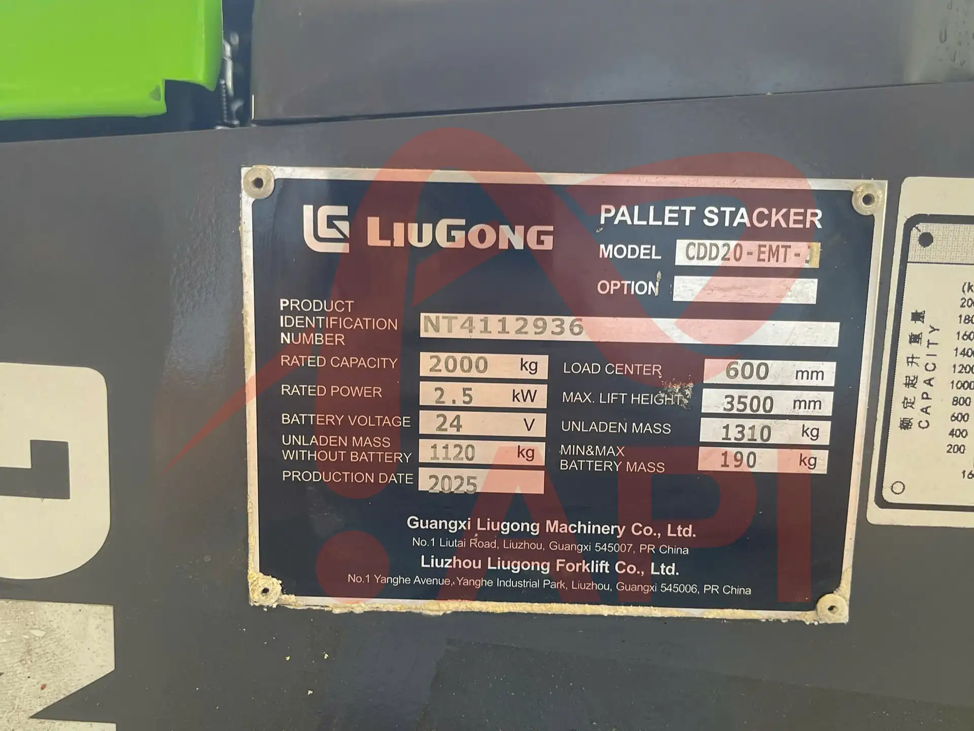 xe-nang-dien-dung-lai-2-tan-liugong-cdd20-emt-j-9