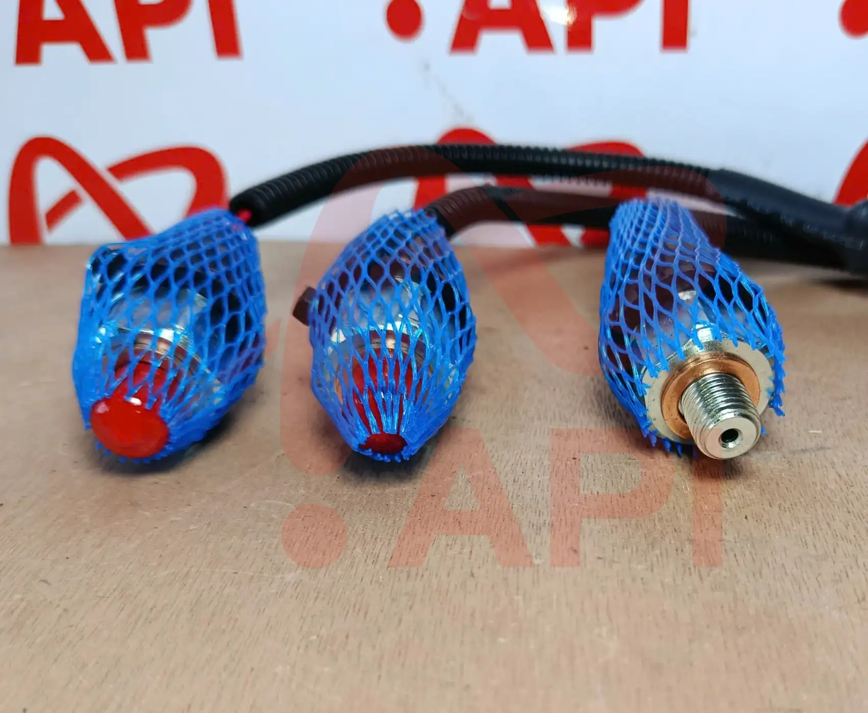 Công tắc áp suất ngược 60400000563 xúc lật Lonking - đầu công tắc