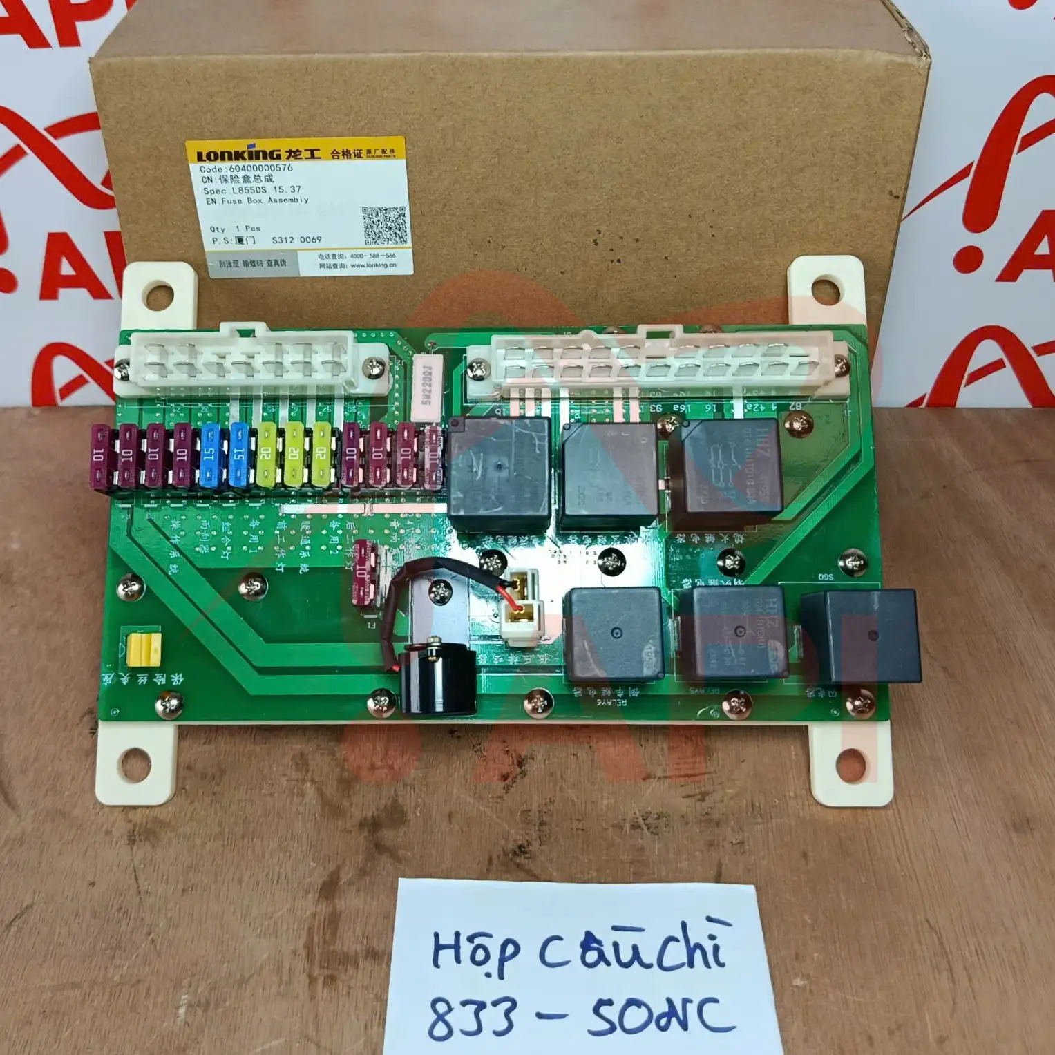Hộp cầu chì 60400000576 xúc lật Lonking ZL50NC - chụp rõ tem