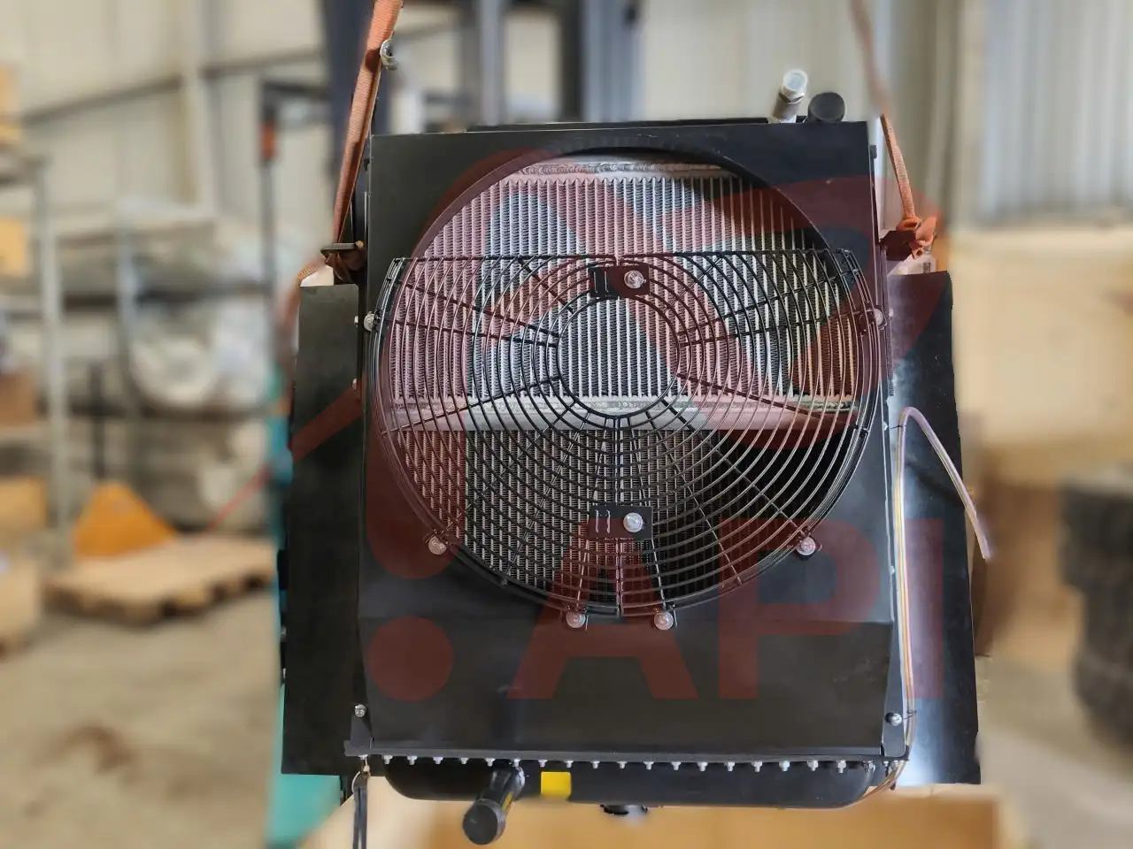 Mặt sau của Cụm két nước 17101000583 xúc lật Lonking LG833N