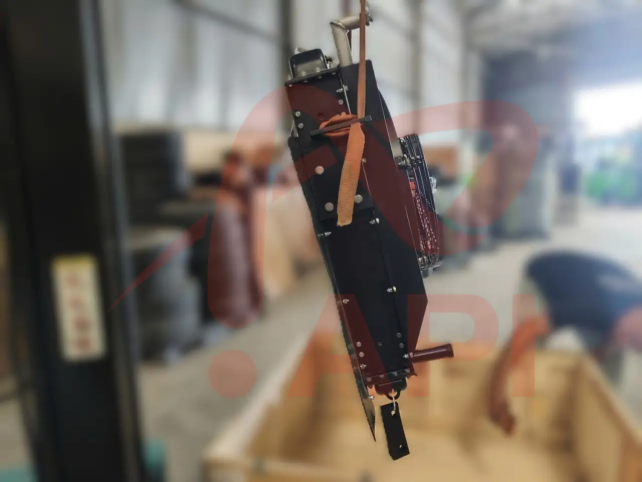 Mặt bên phải của Cụm két nước 17101000583 xúc lật Lonking LG833N