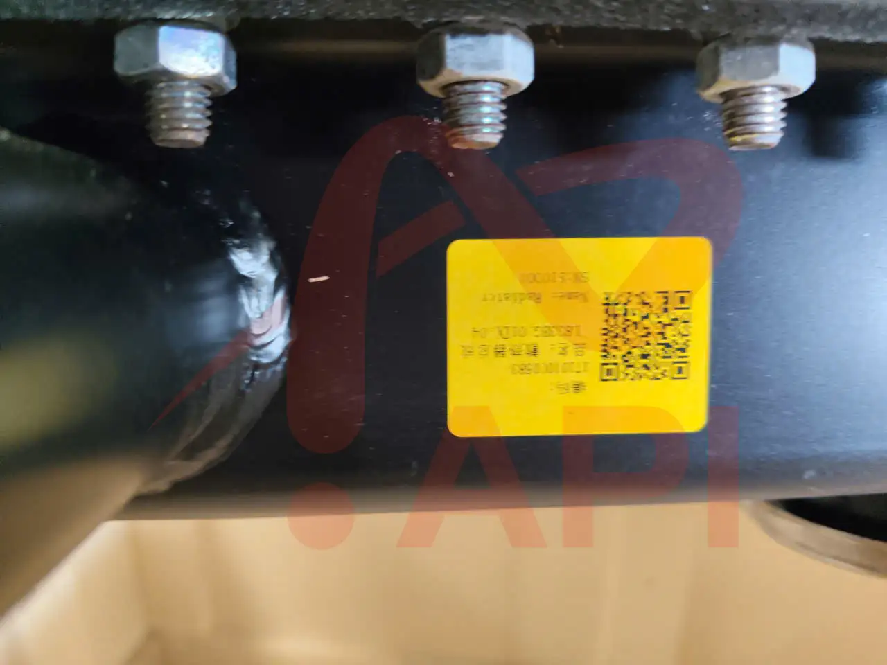 Cụm két nước 17101000583 xúc lật Lonking LG833NaTem Cụm két nước 17101000583 xúc lật Lonking LG833N